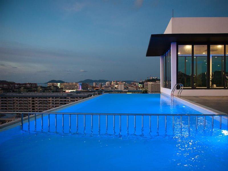 Sky Hotel Kota Kinabalu Exterior photo