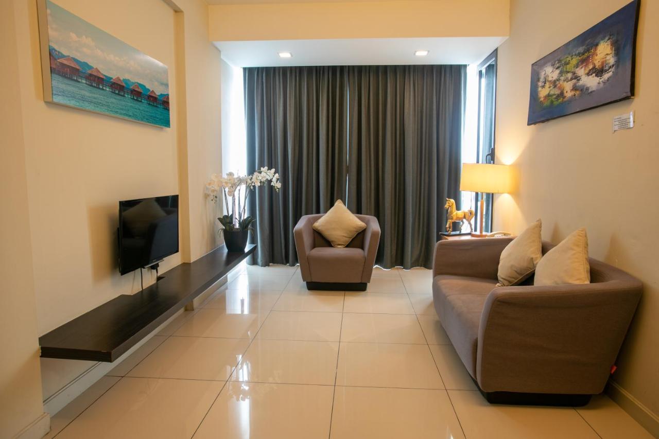 Sky Hotel Kota Kinabalu Exterior photo