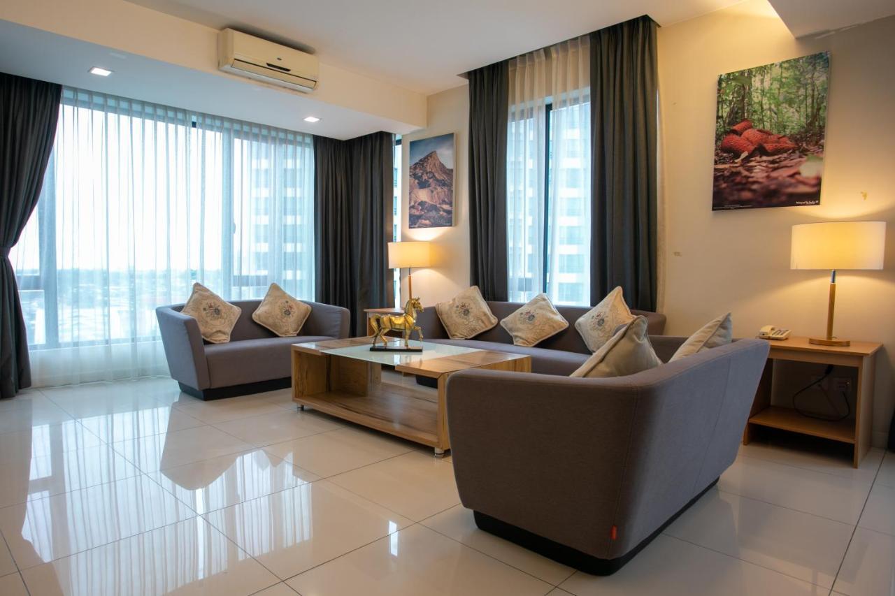 Sky Hotel Kota Kinabalu Exterior photo